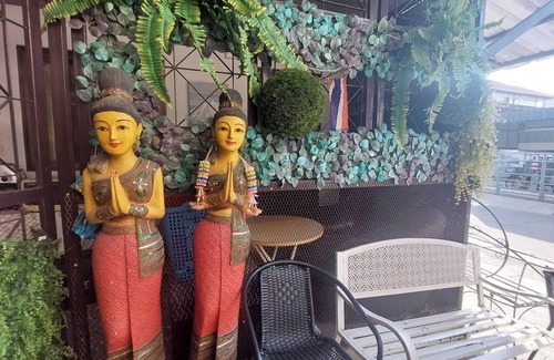 Dok Mai Apartment | Sukhum Suvarnabhumi Airport Guest House