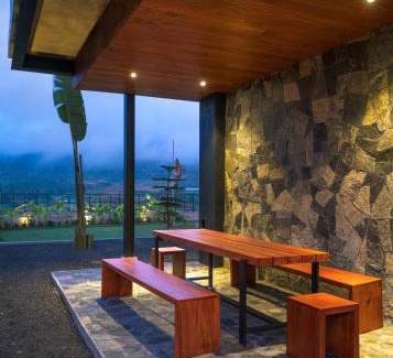 Nuwara Eliya Villa | Sulanga Luxury Chalets