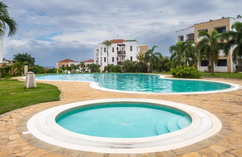 Mtwapa Apartment | Sultan Palace Beach Holiday Apartment