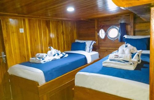 Labuan Bajo Boat Rental | Sumba Ocean