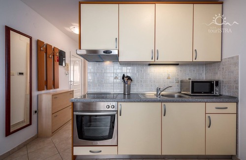 Katoro Apartment | Summer apartment near the beach and all the fun.