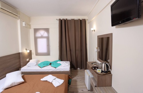 Polichrono Hotel | Summer Beach Hotel