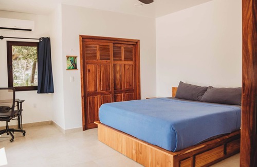 Plantation House | Summer Breeze