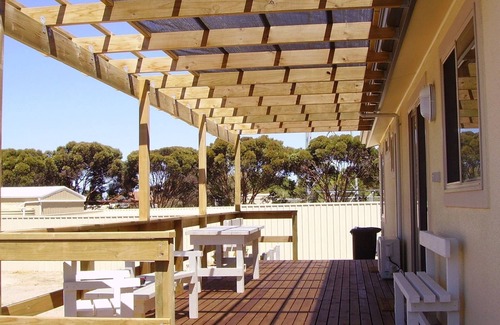 Dalrymple House | Summer Breeze Stansbury, Relax & Recharge!