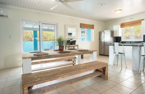 Alto Vista Villa | Summer Breeze Villa · STUNNING PRIVATE VILLA with POOL - SLEEPS 8
