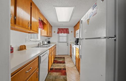 Myrtle Beach Apartment | Summer Cottage 5
