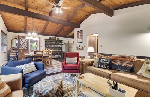 Pocono Lake Ski Chalet | Summer is filling up! STEPS to The LAKE! Biking, Wineries, Water Parks
