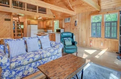 Fryeburg House | Summer Lake House with Mooring