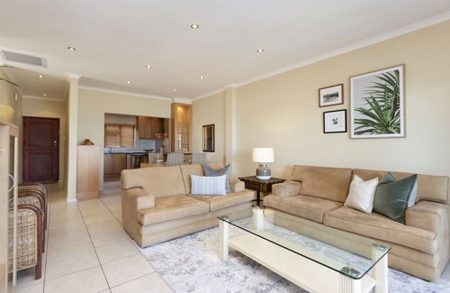 Gordons Bay Central Apartment | Summer Place 9