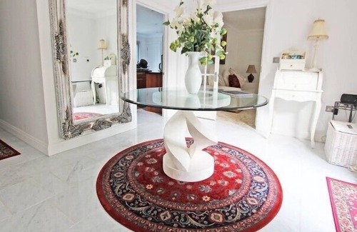 Kennington Cottage | Summer Place - Luxury 3 bedrooms and 3 bathrooms, five star standard throughout!