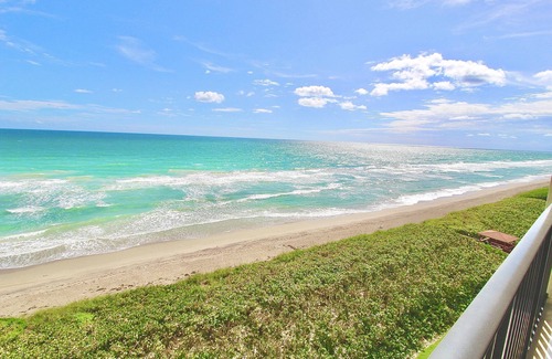 Hutchinson Island South Condo | Summer Pricing! Sand Dollar Shores 7th Floor Oceanfront Condo