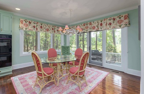 Melrose on the Beach House | Summer Salt Cottage - Private Coastal Retreat