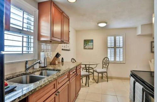 Flagler Beach Apartment | Summer Sands Lodge U1