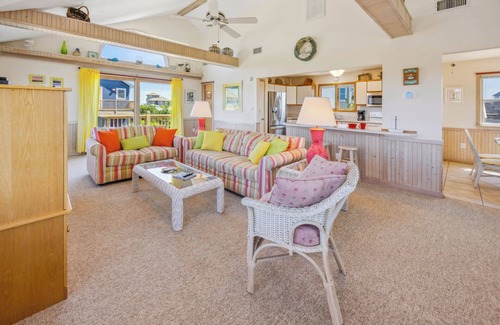 Frisco House | SUMMER SAVINGS - Oceanview Dog Friendly Home with Grills and Nearby Beach Access