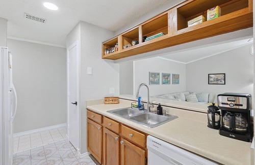 Garland House | Summer Stay w/Games & Fenced Yard Near Parks