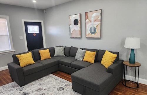 Atlantic City House | Summer Sunset Hideout 2-4 Bedrooms and 2 Bath