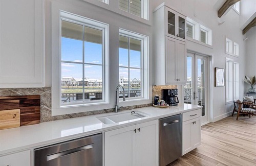Port Aransas Cottage | Summer Wind 217 TEA