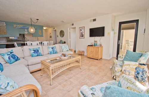 Indian Beach Condo | Summer Winds C-128, Oceanfront Condo in Indian Beach, NC!