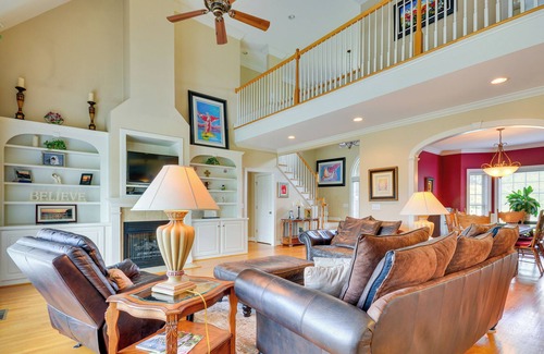Summerfield House | Summerfield Vacation Rental w/ Private Hot Tub!