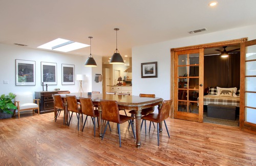 Coarsegold House | Summers@BOM, YosemiteBassLake, Sleeps 22, hottub, MovieGameBilliardsPlay