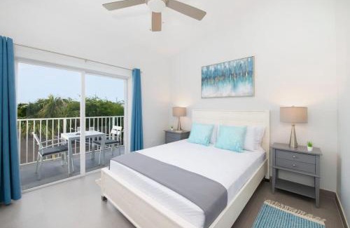 West Bay House | Summertime Suites #49