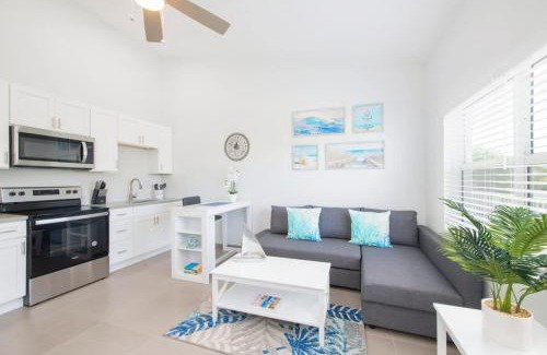 West Bay House | Summertime Suites #50