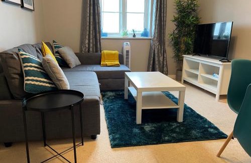 Gravesend Apartment | Summerville