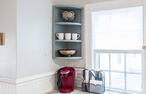 Summerville Historic District House | Summerville Gem: Sweet Tea Getaway
