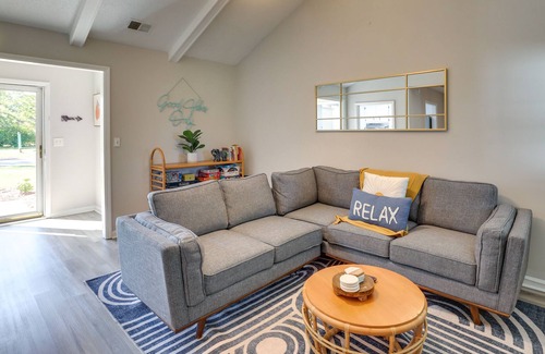 Summerville House | Summerville Vacation Rental: 4 Mi to Downtown!