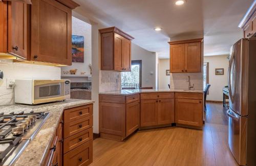 Elkhorn Village House | Summit Condo 2815