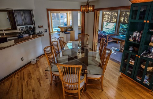 Summit Cove House | Summit Cove House, 3 BR 2 Bath, Open, Indoor Hot Tub, Near Keystone, A-Basin