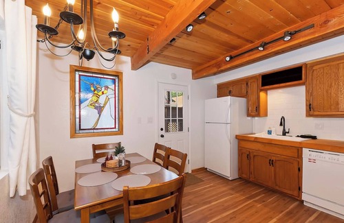 Big Bear Lake Cabin | Summit Happy Mountain Cabin