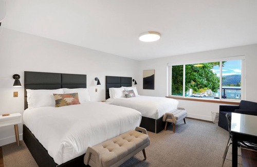 Mount Shasta Hotel | Summit Lofts, 2 Queen Beds, Mt Shasta #201