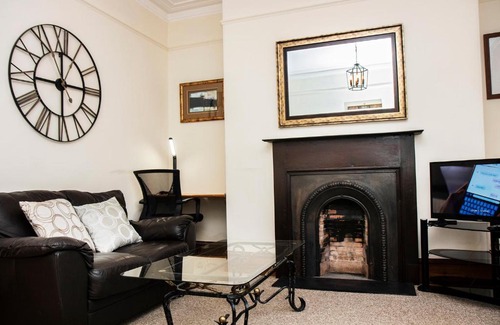 Aberdeen West End Apartment | Summit Westend 1 Bed Cosy Flat by Royal Infirmary