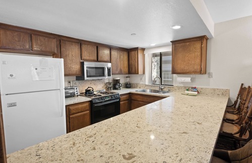 Summit Estates Cabin | Summit X-ross Roads Condo