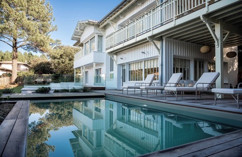 Pyla-sur-Mer Villa | Sumptuous villa with Bassin view at Pyla sur Mer