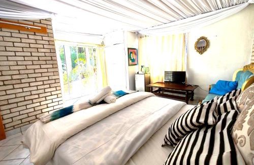 Benoni House | Sun and Stars