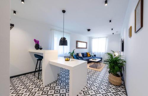 Cavtat Old Town Apartment | Sun and stone apartment