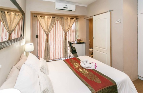 Eikenbosch House | Sun Bell Lodge