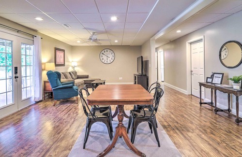 Inman Apartment | Sun-Dappled Fayetteville Apt on 10 Acres!