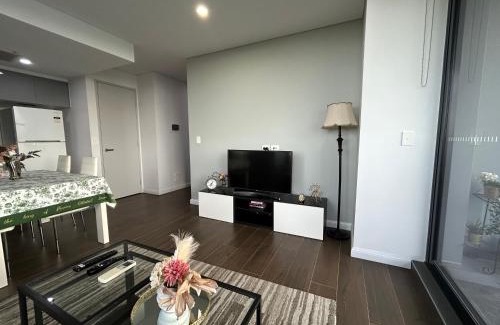 Sydney Olympic Park Apartment | Sun-filled Apt w Stunning Open Views of Park&City