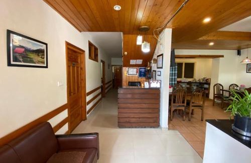 New Manali Hotel | Sun flower