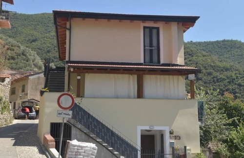 Rocchetta Nervina Apartment | Sun House 1