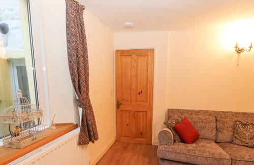 Allonby Cottage | SUN HOUSE, pet friendly, country holiday cottage in Allonby