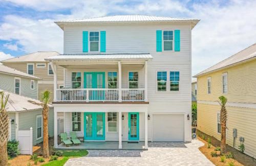 Emerald Waters Village House | Sun Justice 4 bd 4bth close to beach