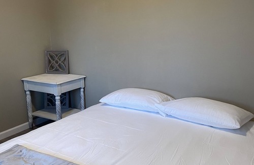 Oscoda Resort | Sun-Kissed Beach Entire beach resort rental in Lake Huron! 6 cottages Sleeps 41