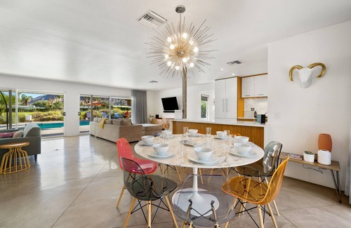 Indian Canyon House | Sun-kissed Haven - Palm Springs Retreat