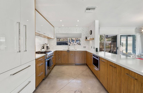 Indian Canyon House | Sun-kissed Haven - Palm Springs Retreat