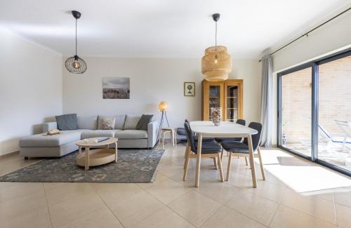 Albardeira Apartment | Sun Lovers Home by Seewest