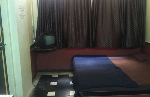 Nashik Hotel | Sun Moon Guest House